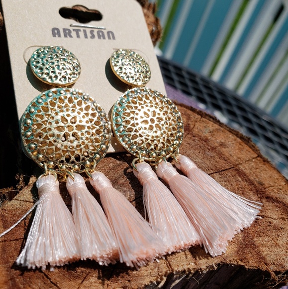 Artisan Jewelry - Pink Thread Tassel Double Round Earrings Artisan Jewelry - Pink Thread Tassel Double Round Earrings